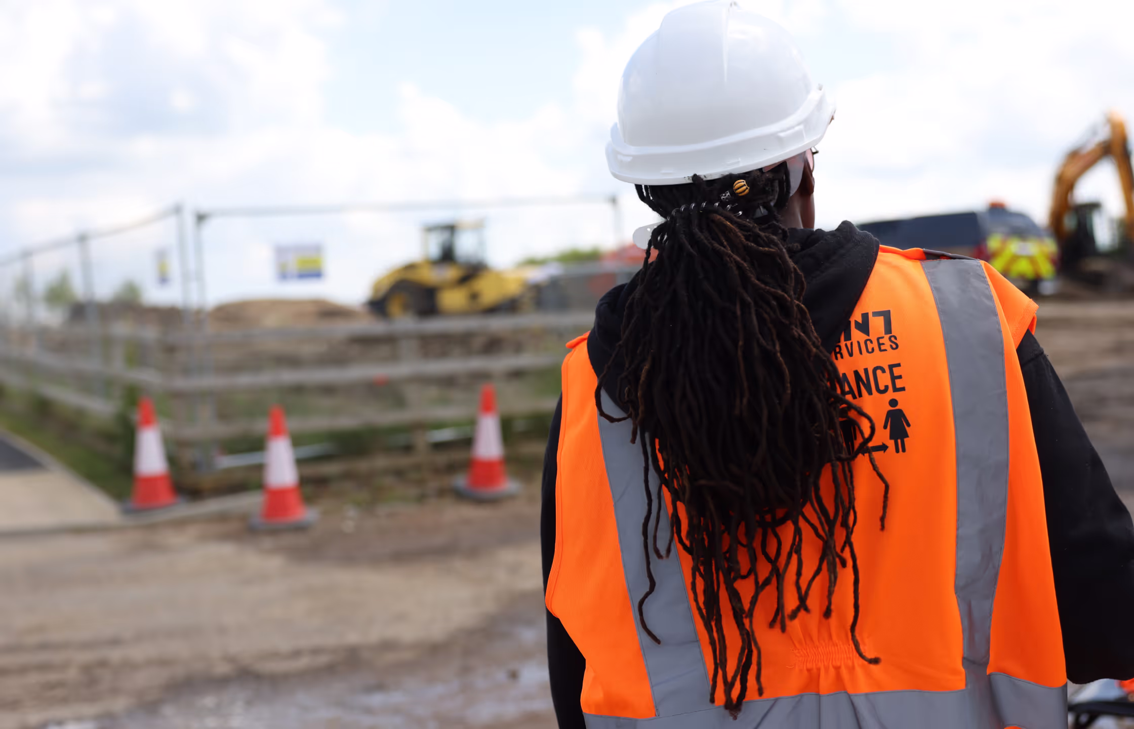 AOG CSCS Site Operative at work
