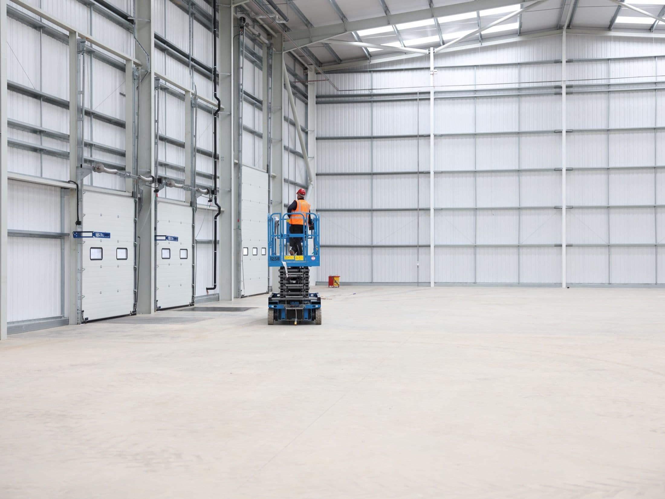 Blenheim Park, Nottingham: builders clean across three warehouses